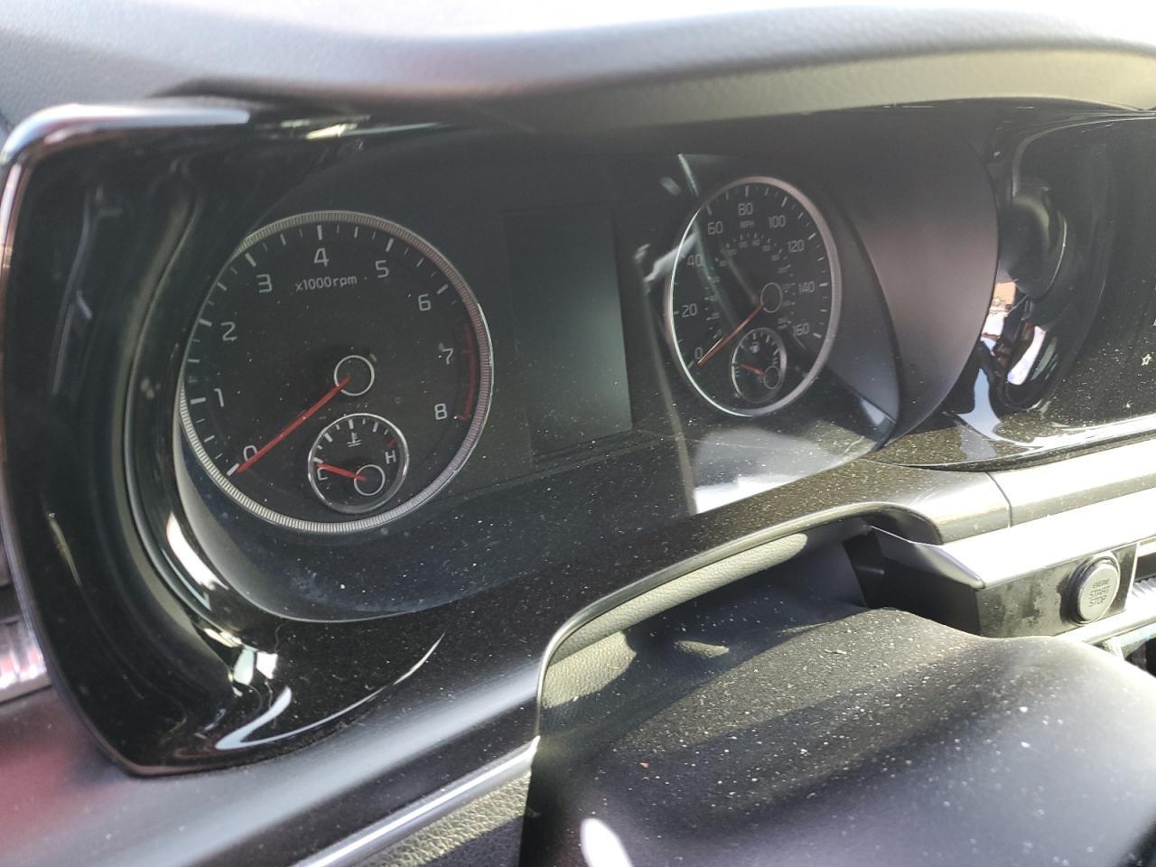 2022 KIA K5
