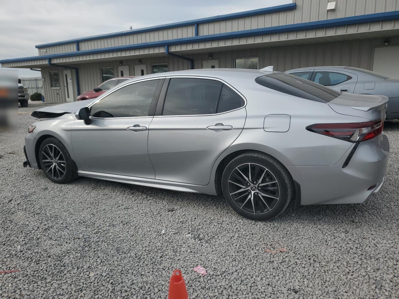 2024 TOYOTA CAMRY