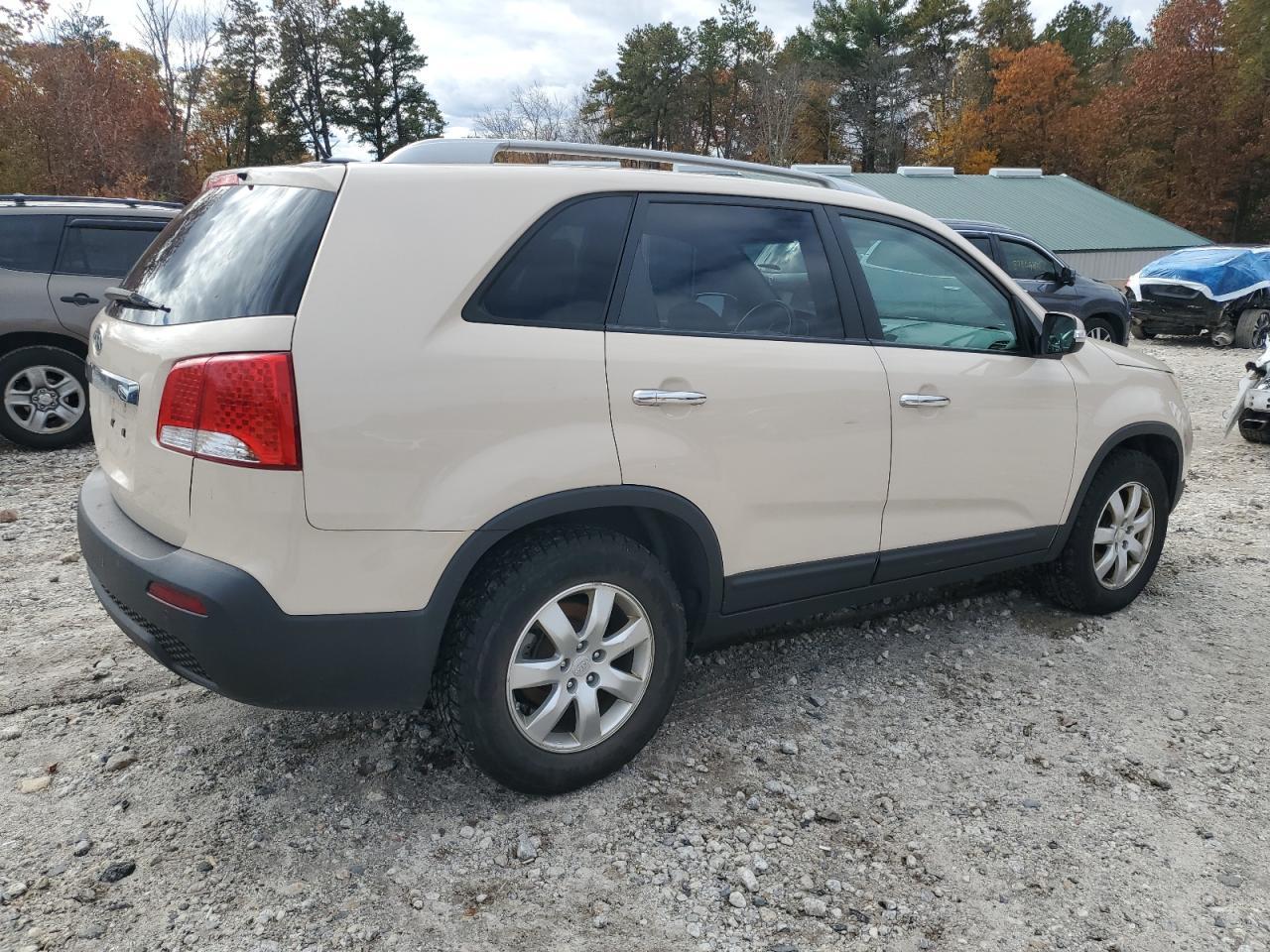 2011 KIA SORENTO