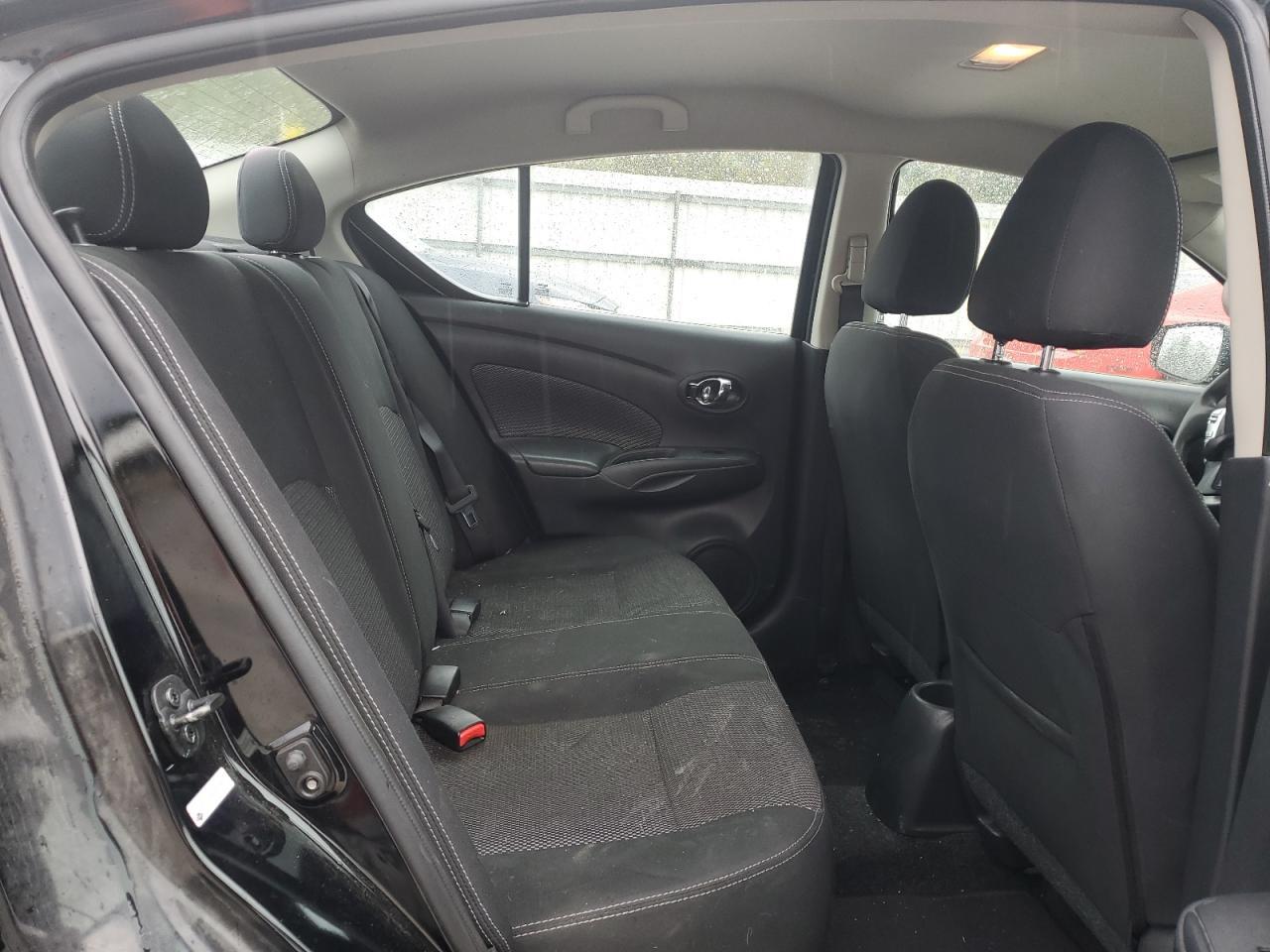 2018 NISSAN VERSA
