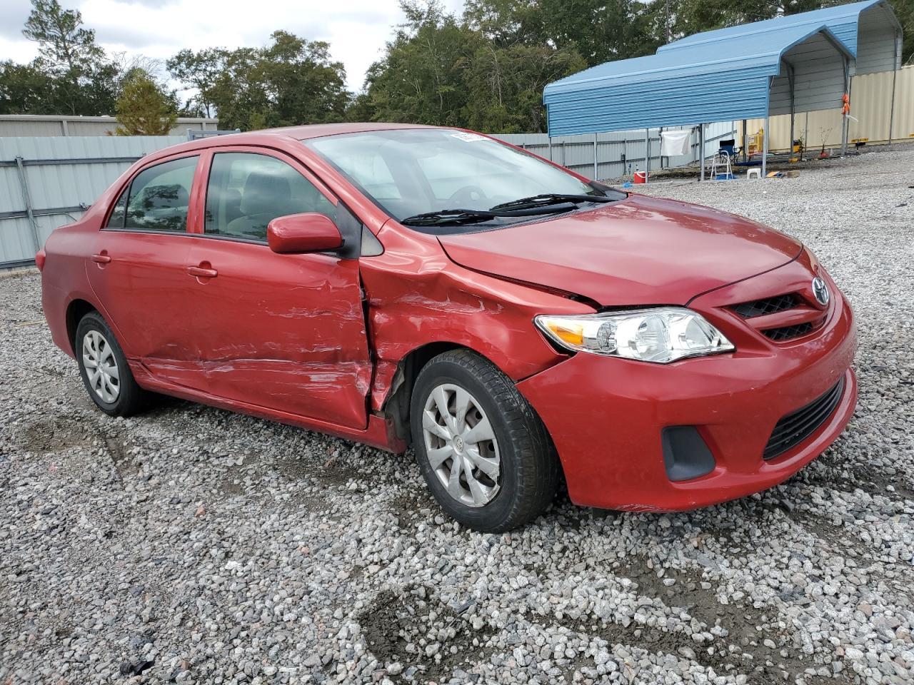 2013 TOYOTA COROLLA