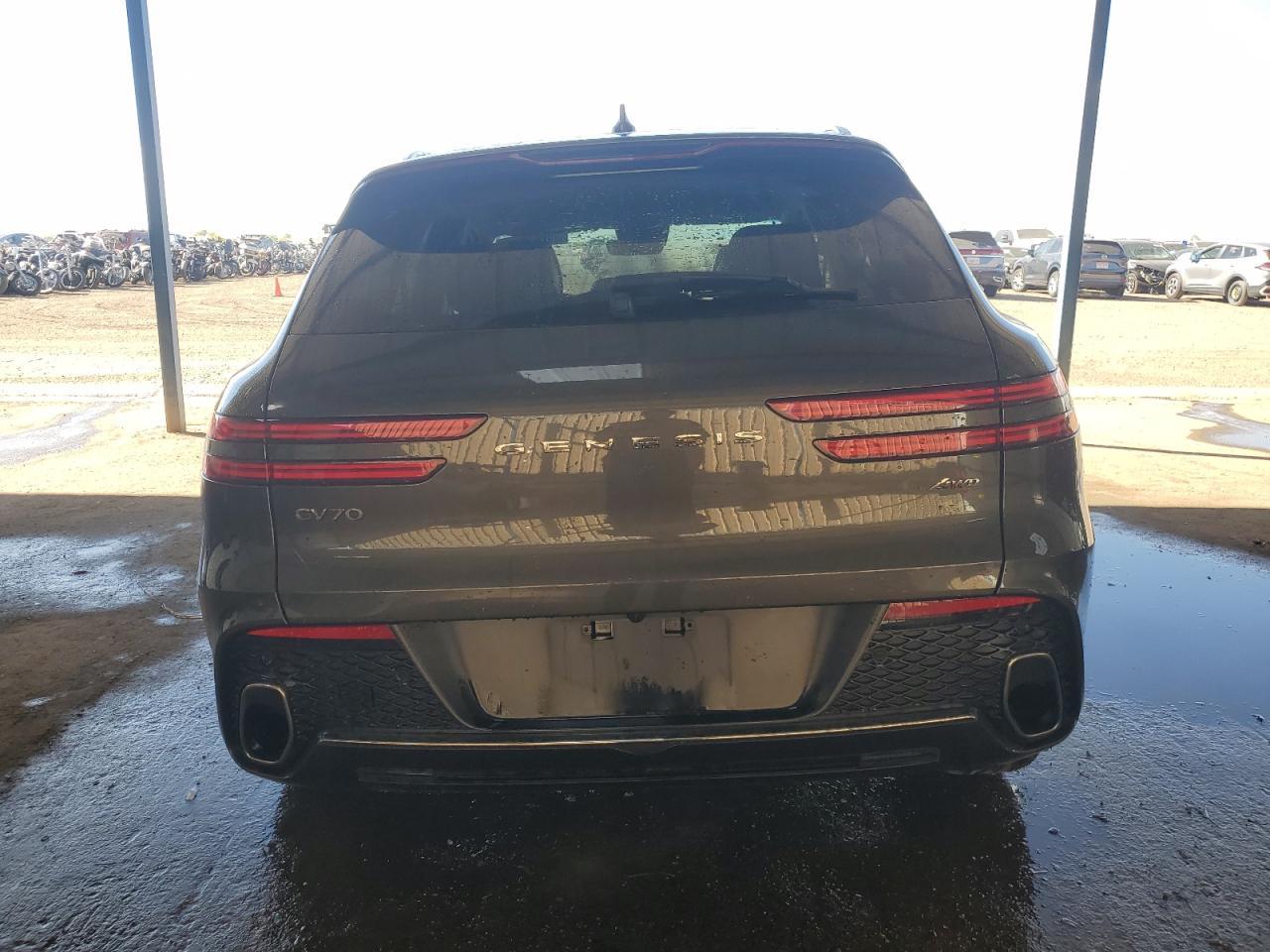 2025 GENESIS GV70