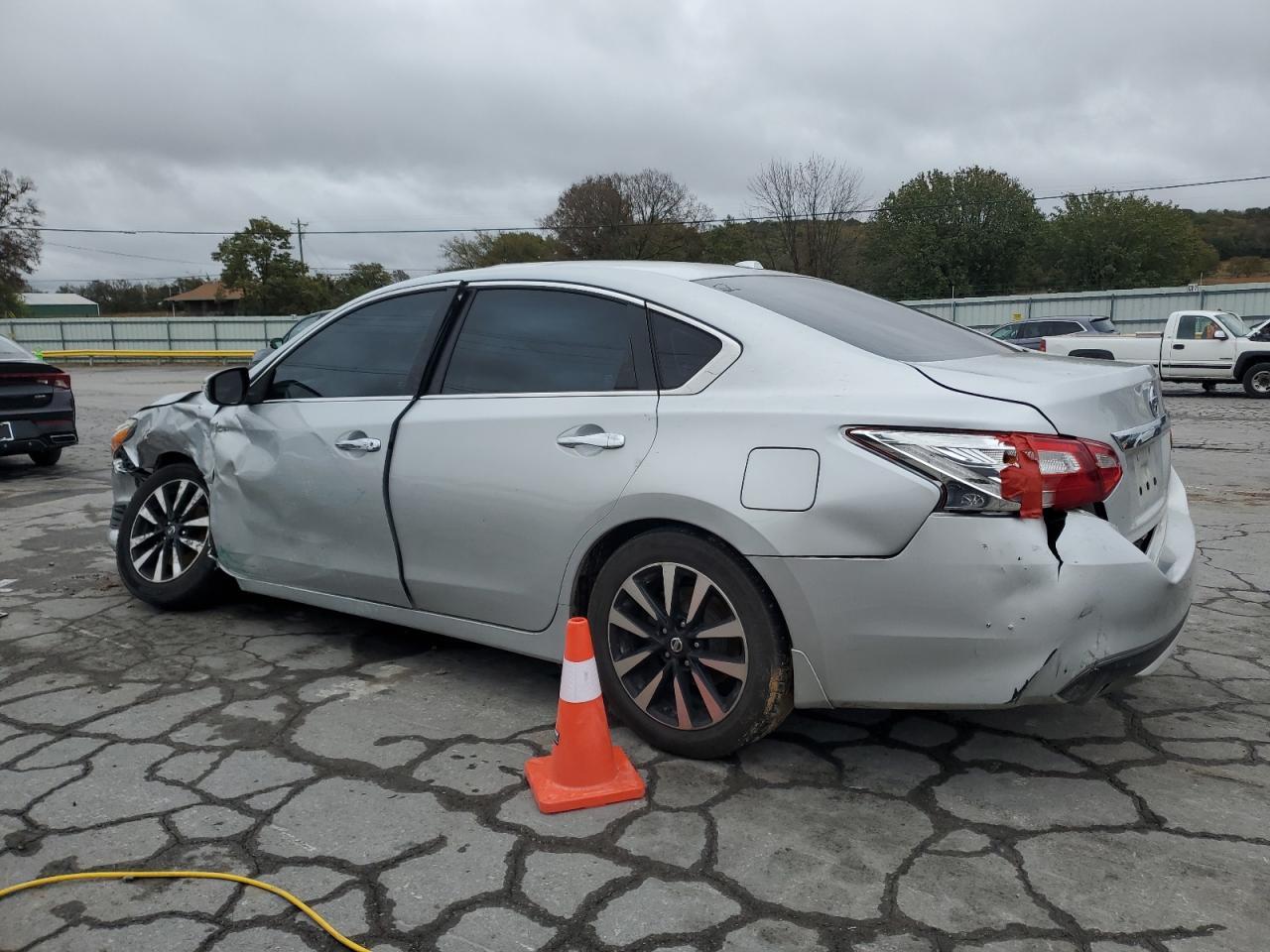 2017 NISSAN ALTIMA