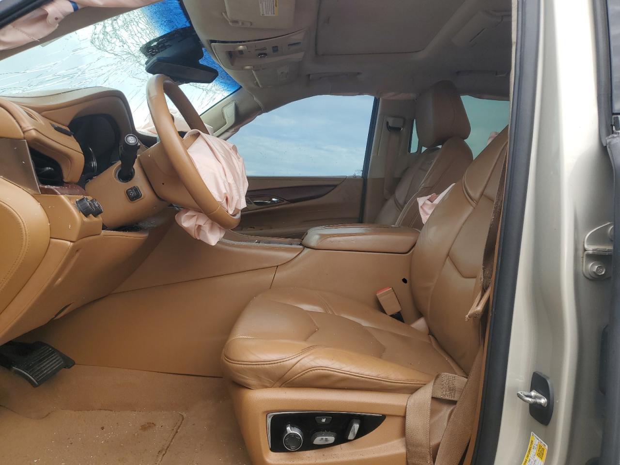 2016 CADILLAC ESCALADE