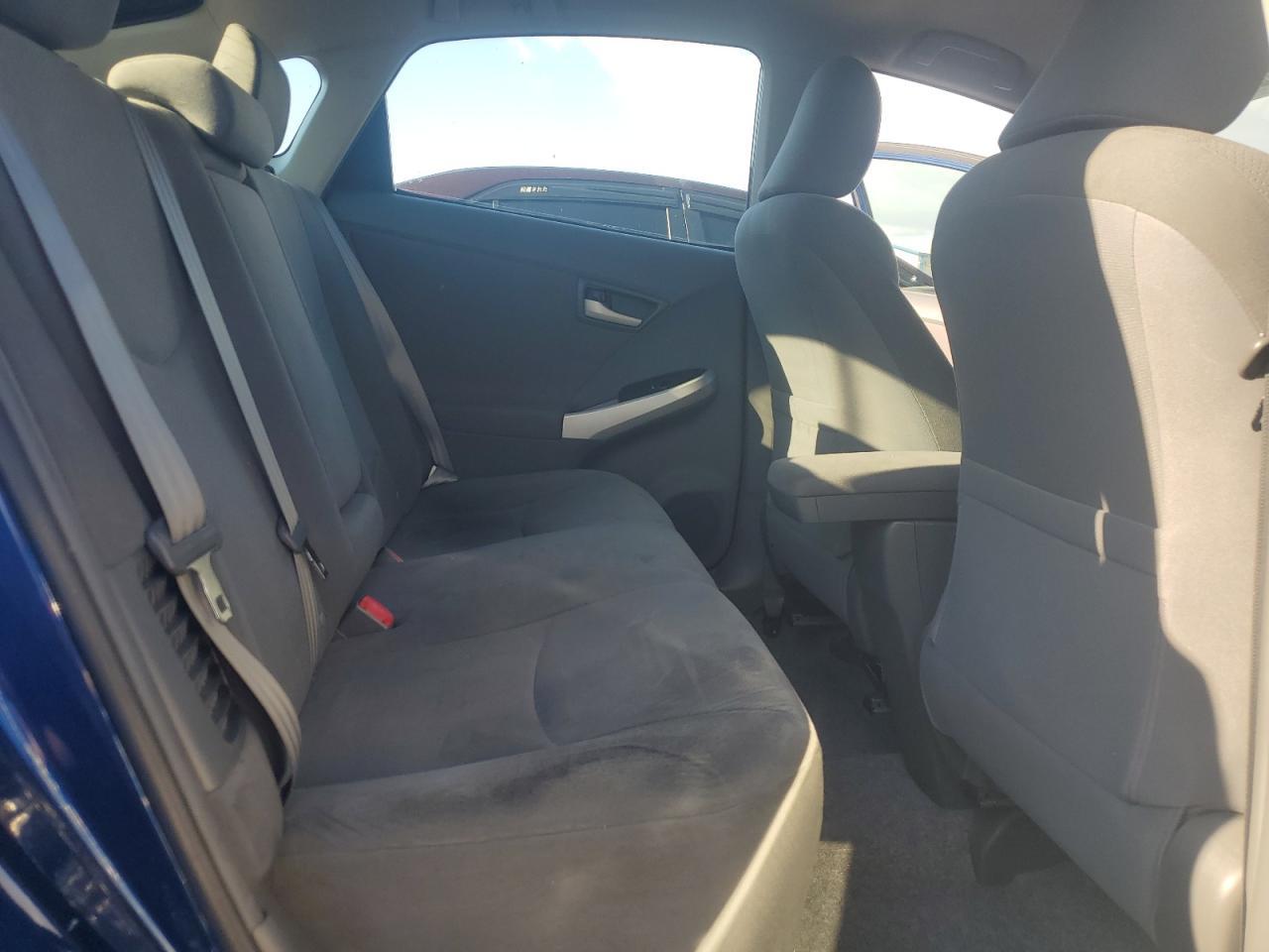 2011 TOYOTA PRIUS