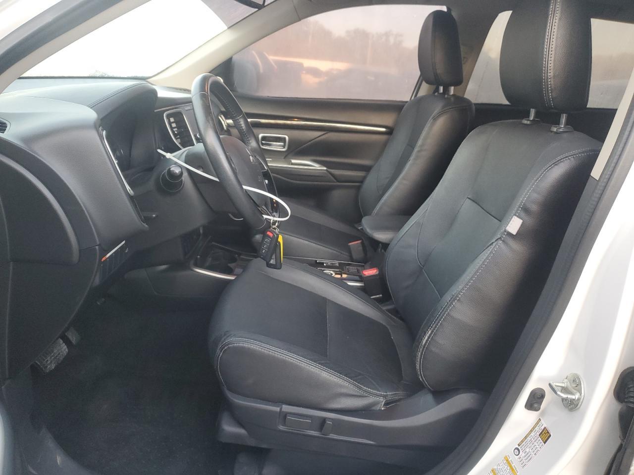 2017 MITSUBISHI outlander