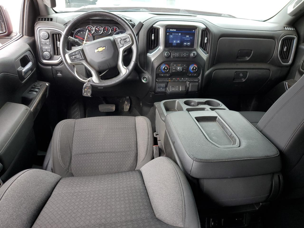 2021 CHEVROLET Silverado