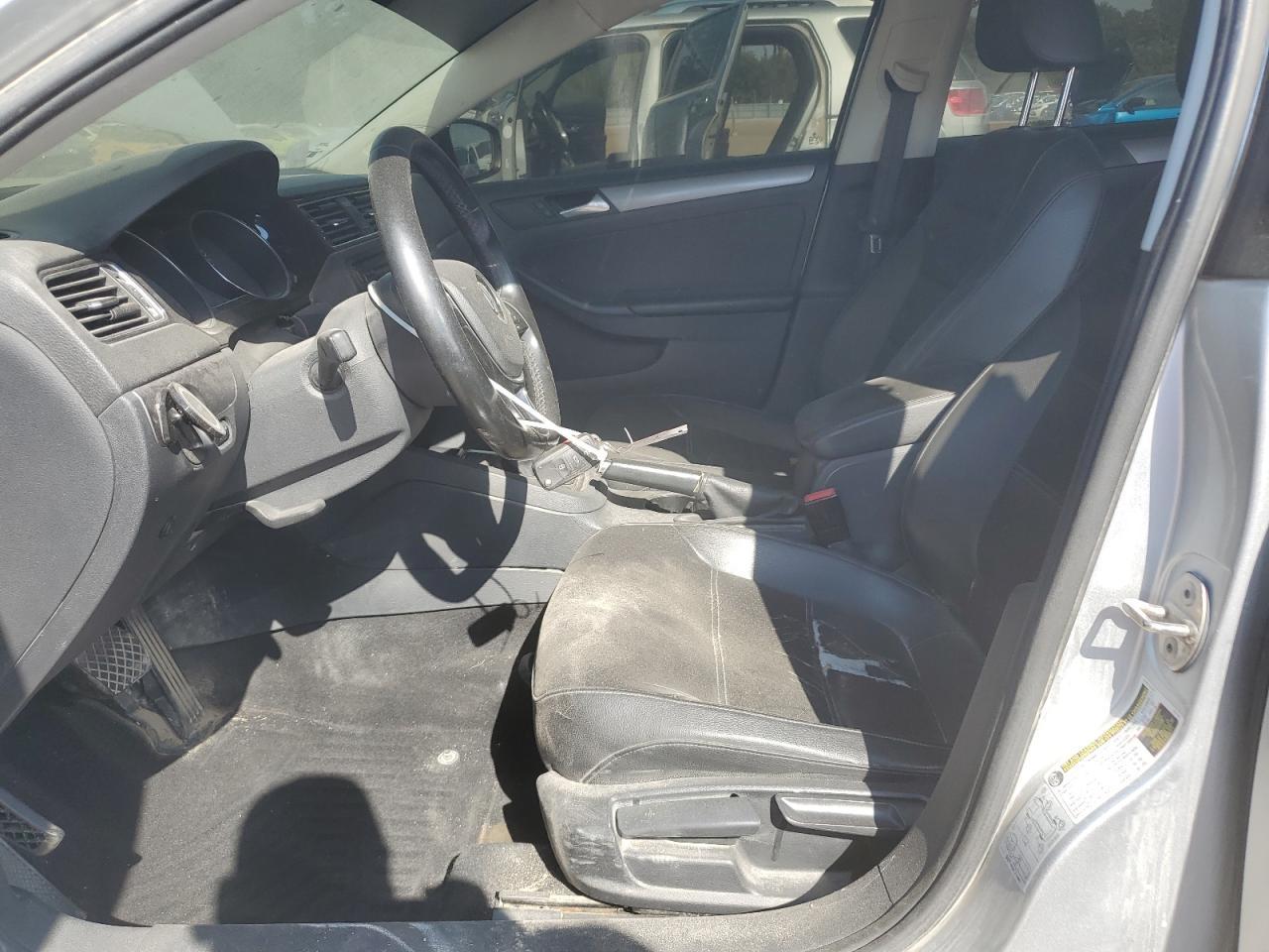 2015 VOLKSWAGEN JETTA