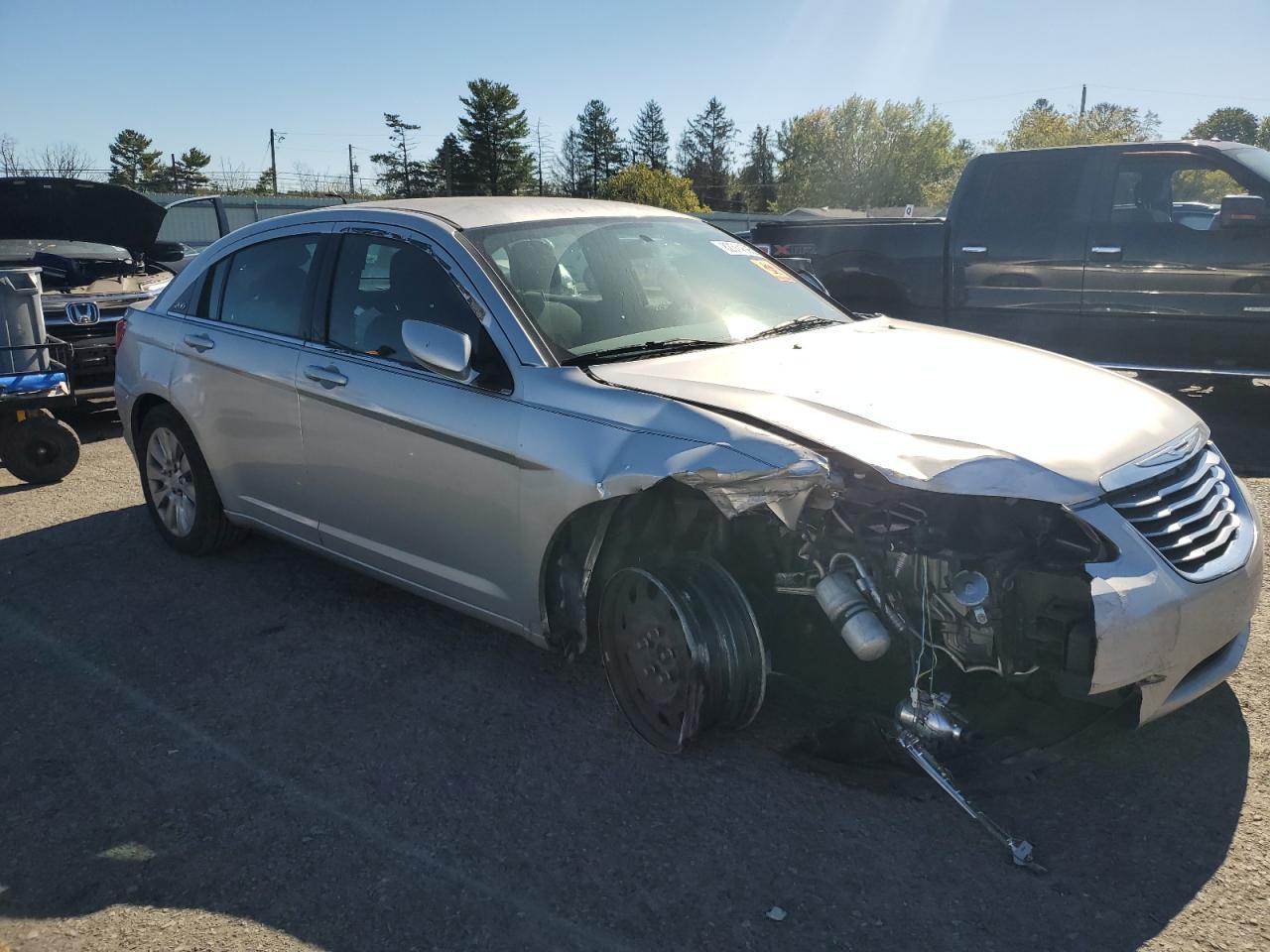 2012 CHRYSLER 200