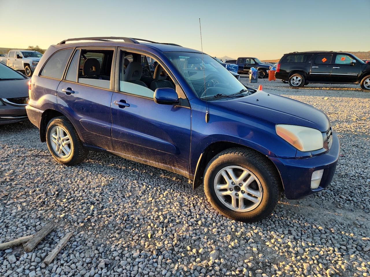 2003 TOYOTA RAV4
