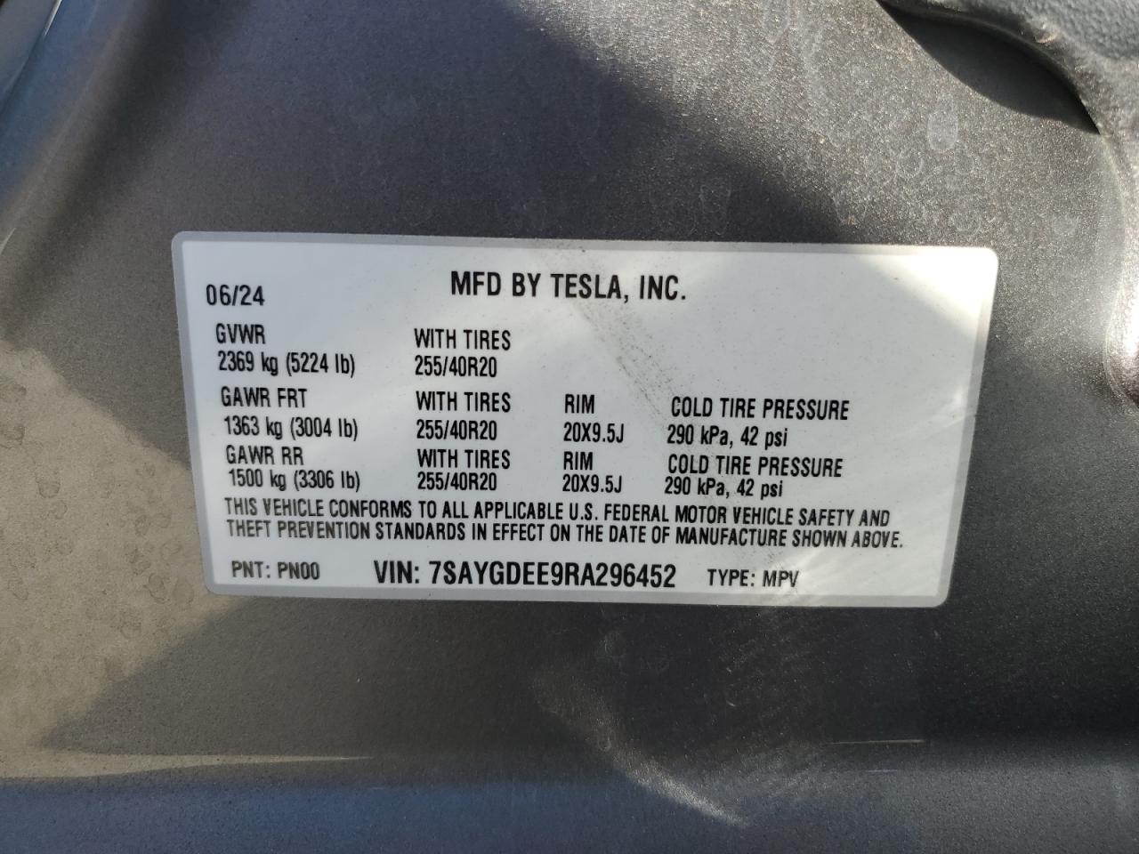 2024 TESLA MODEL Y