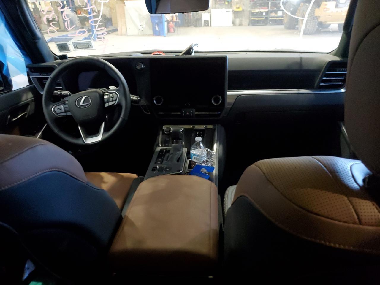 2025 LEXUS Gx