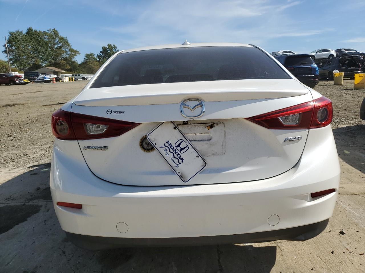 2014 MAZDA 3