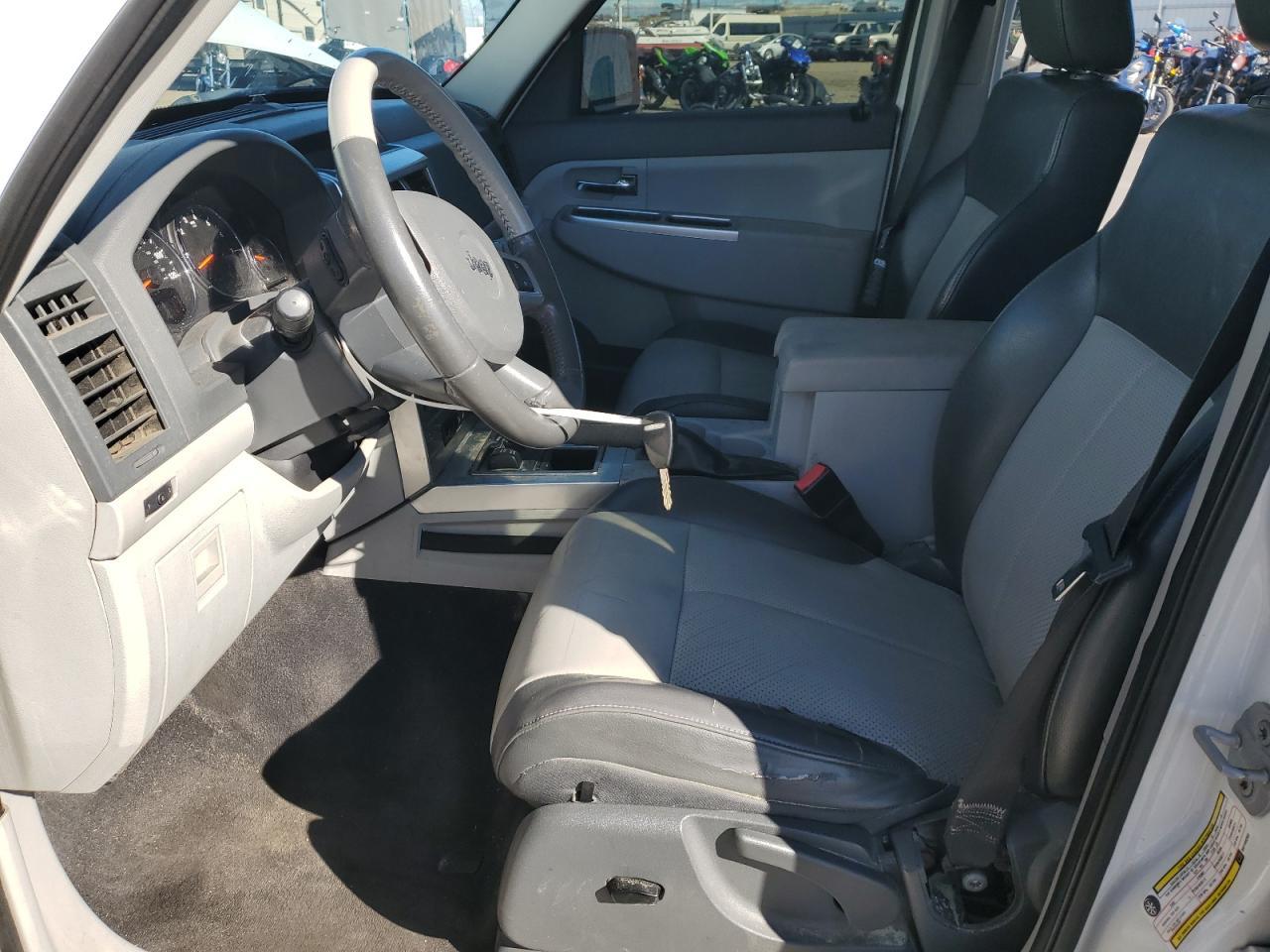 2008 JEEP Liberty