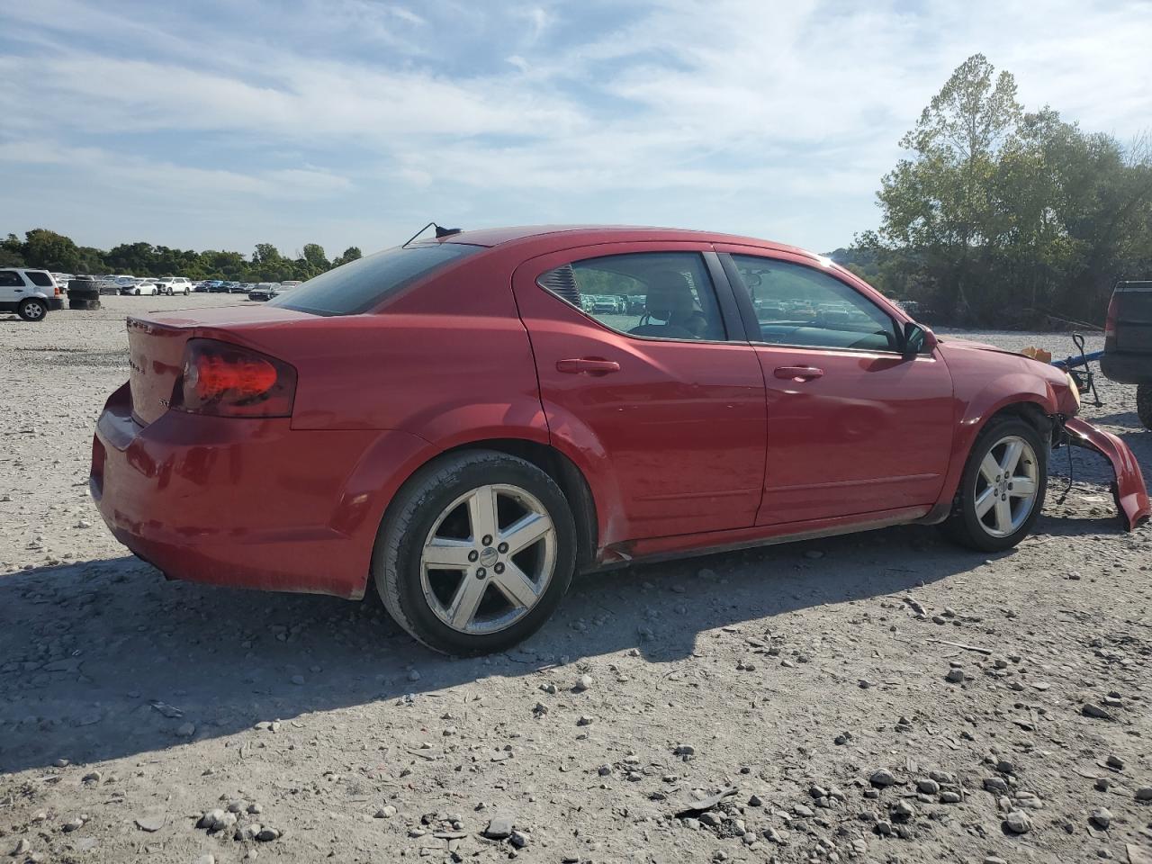 2013 DODGE Avenger