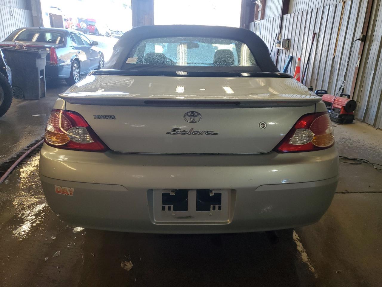 2002 TOYOTA CAMRY