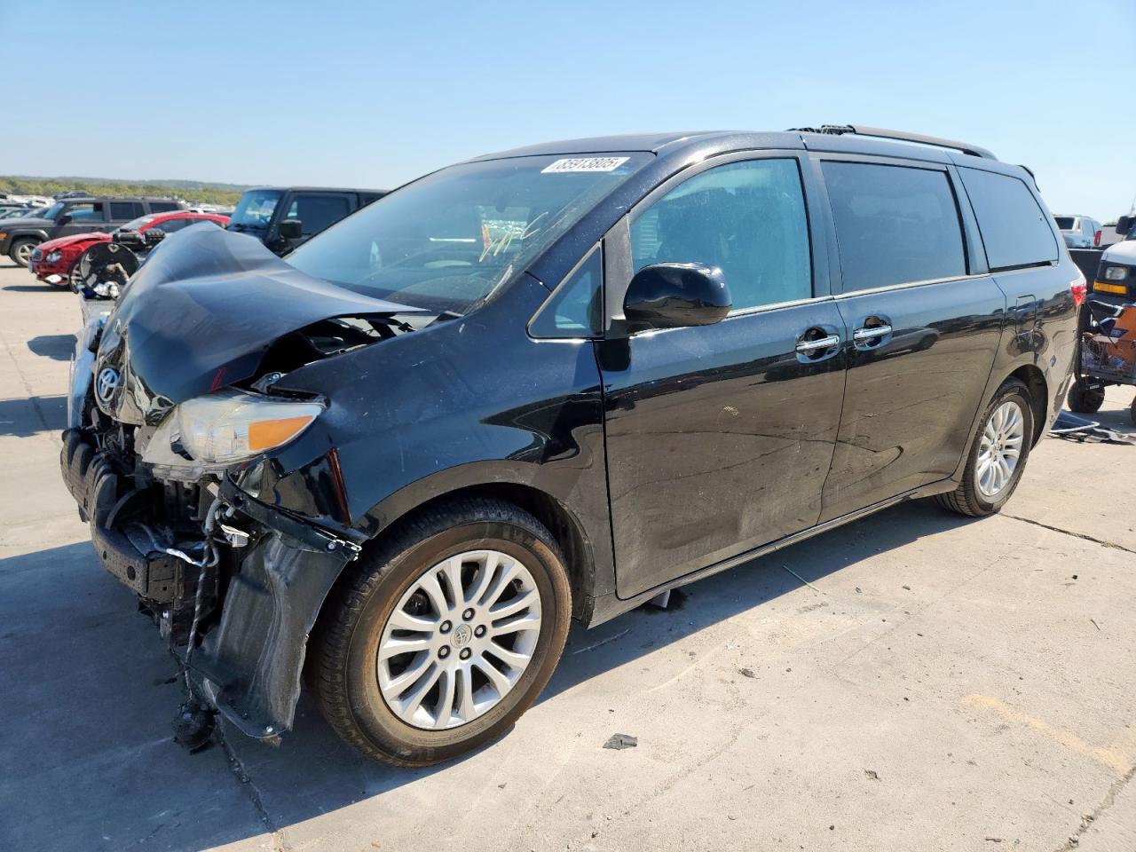 2016 TOYOTA SIENNA