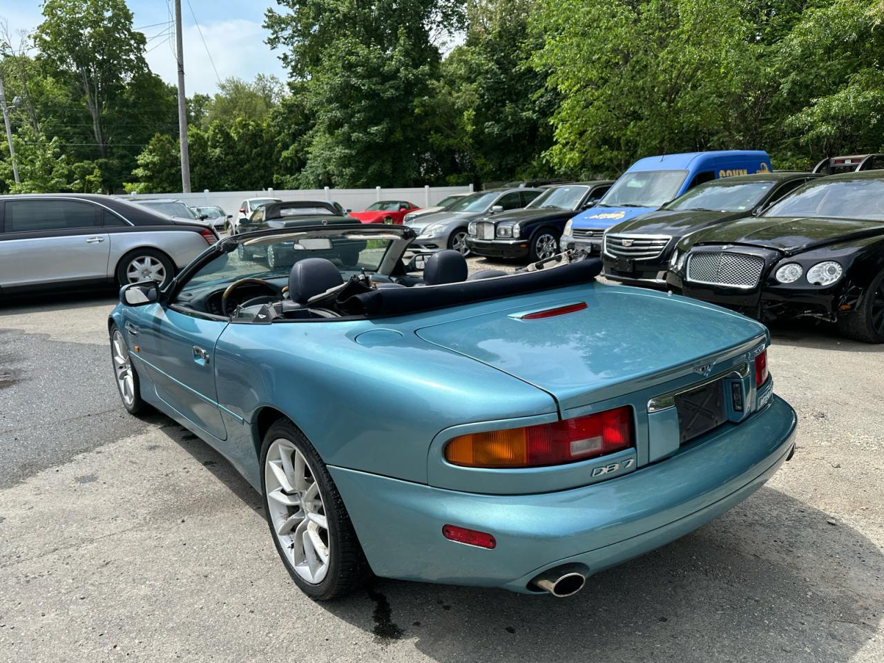 2001 Aston Martin DB7