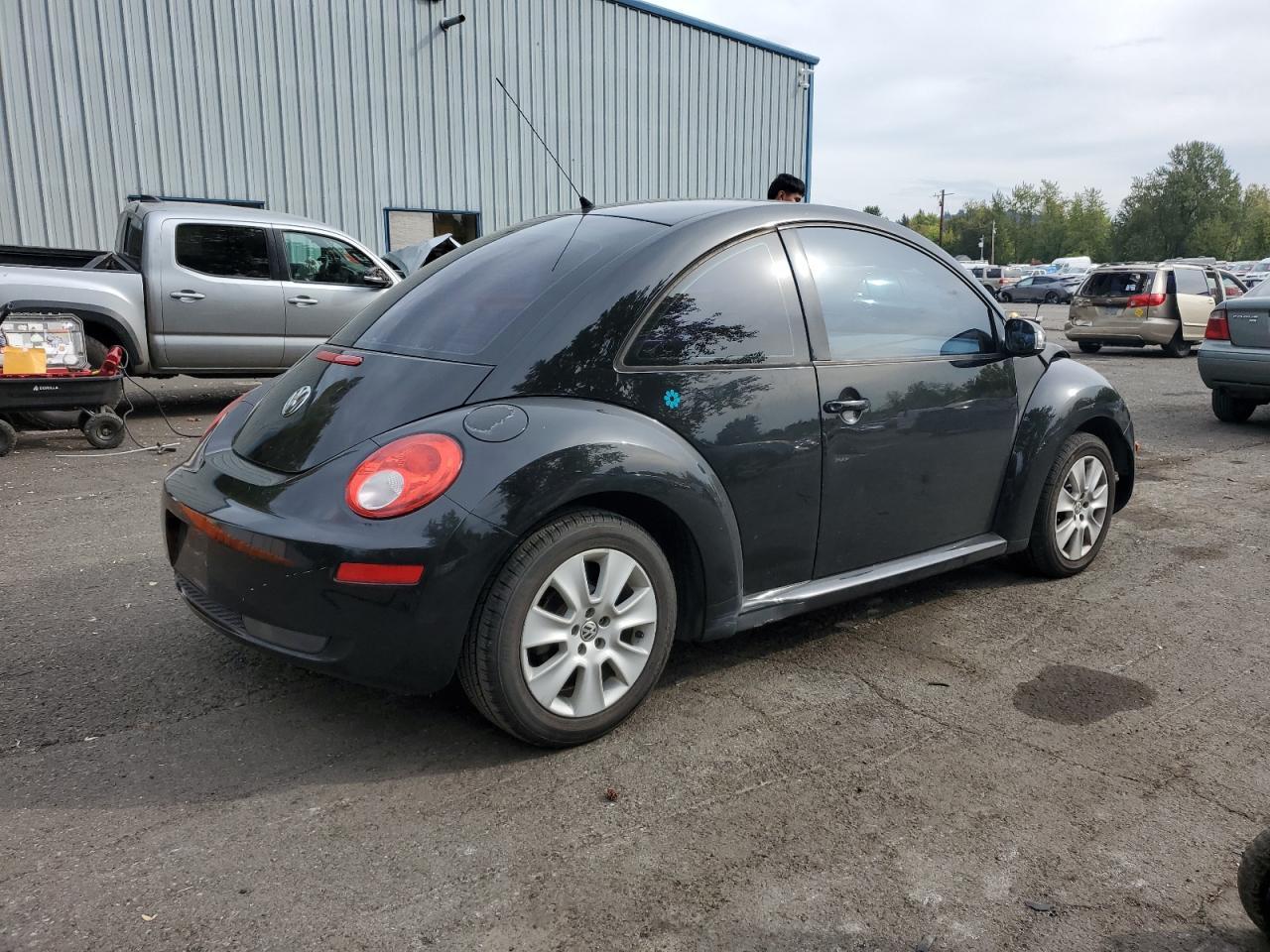 2009 VOLKSWAGEN Beetle