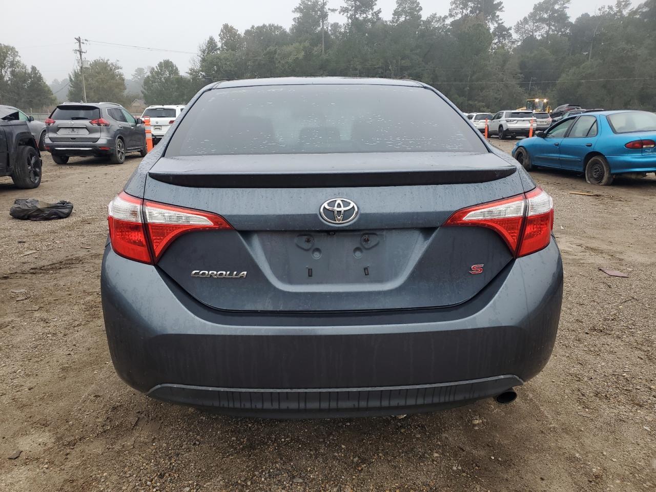 2015 TOYOTA COROLLA