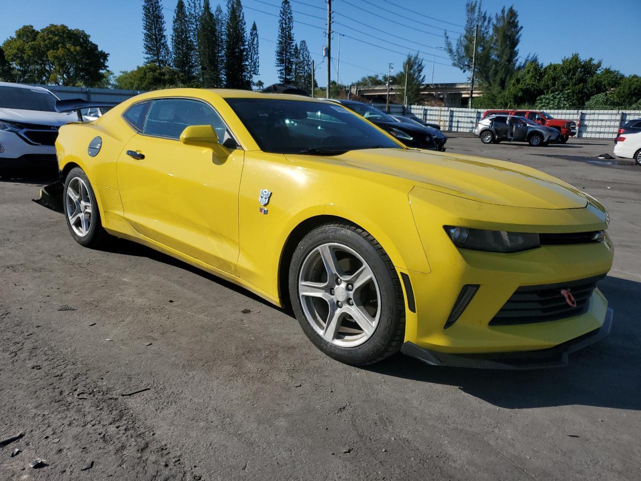 2017 CHEVROLET Camaro