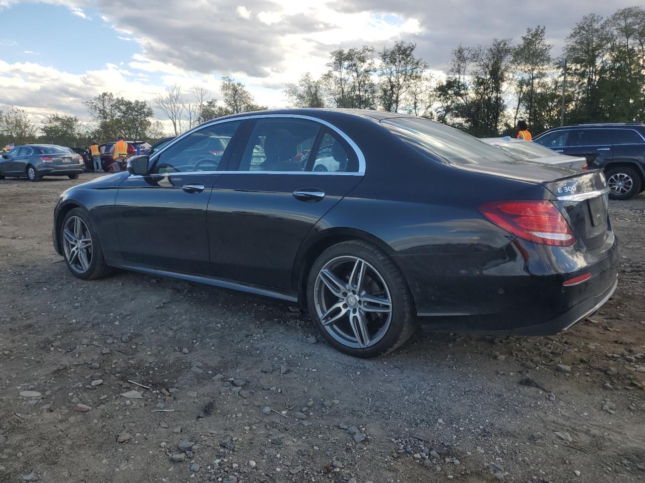 2017 MERCEDES-BENZ E-Class