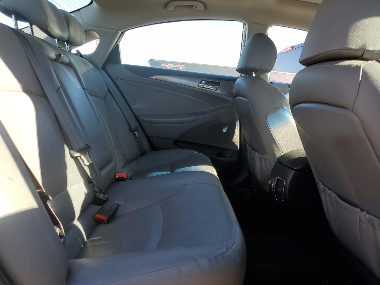 2012 HYUNDAI SONATA