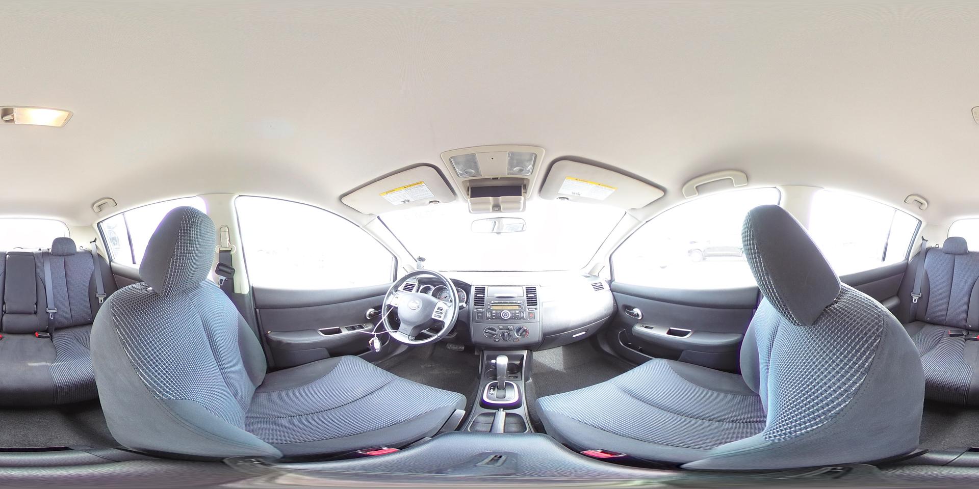 2010 NISSAN VERSA