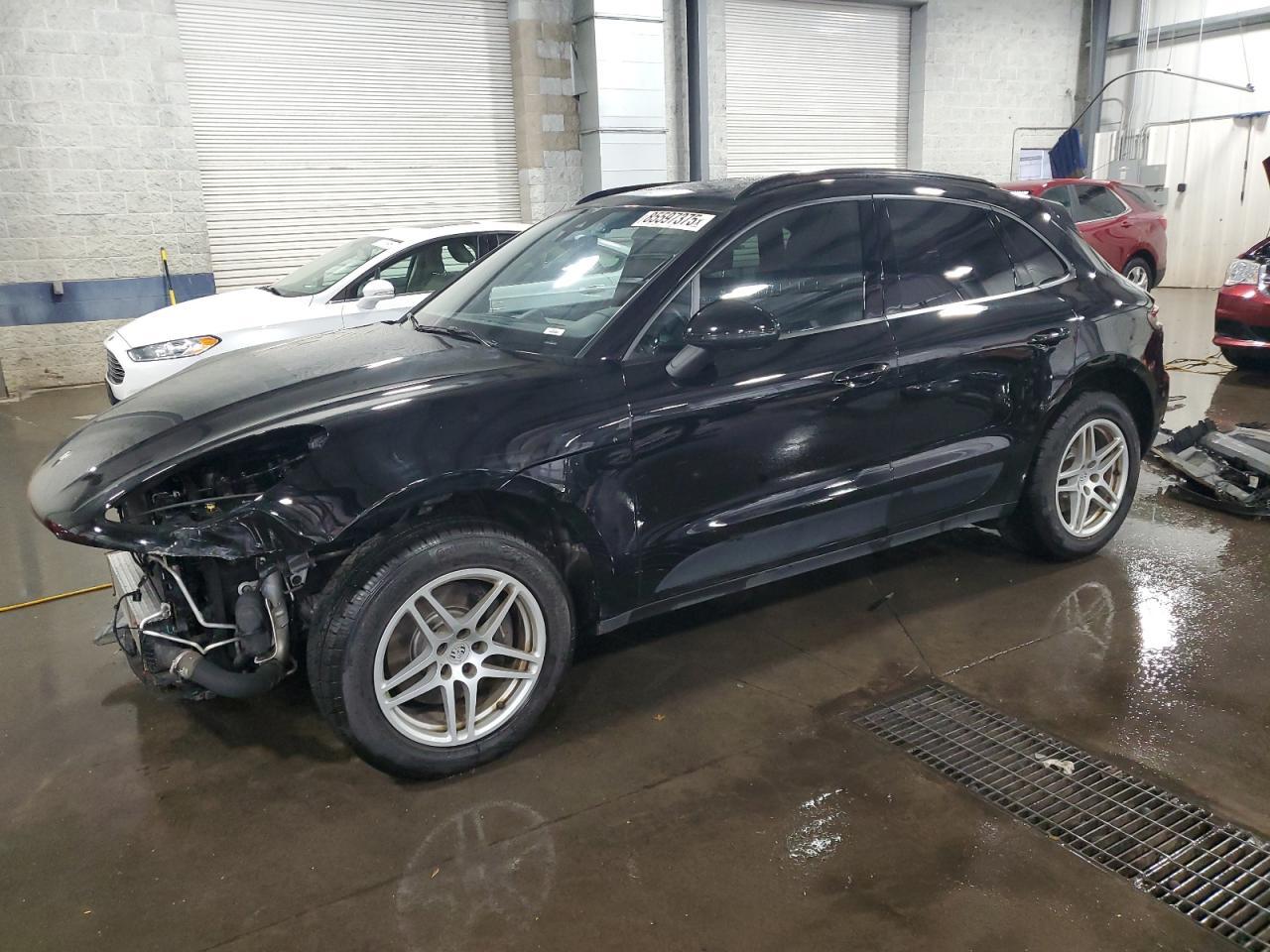 2019 PORSCHE Macan