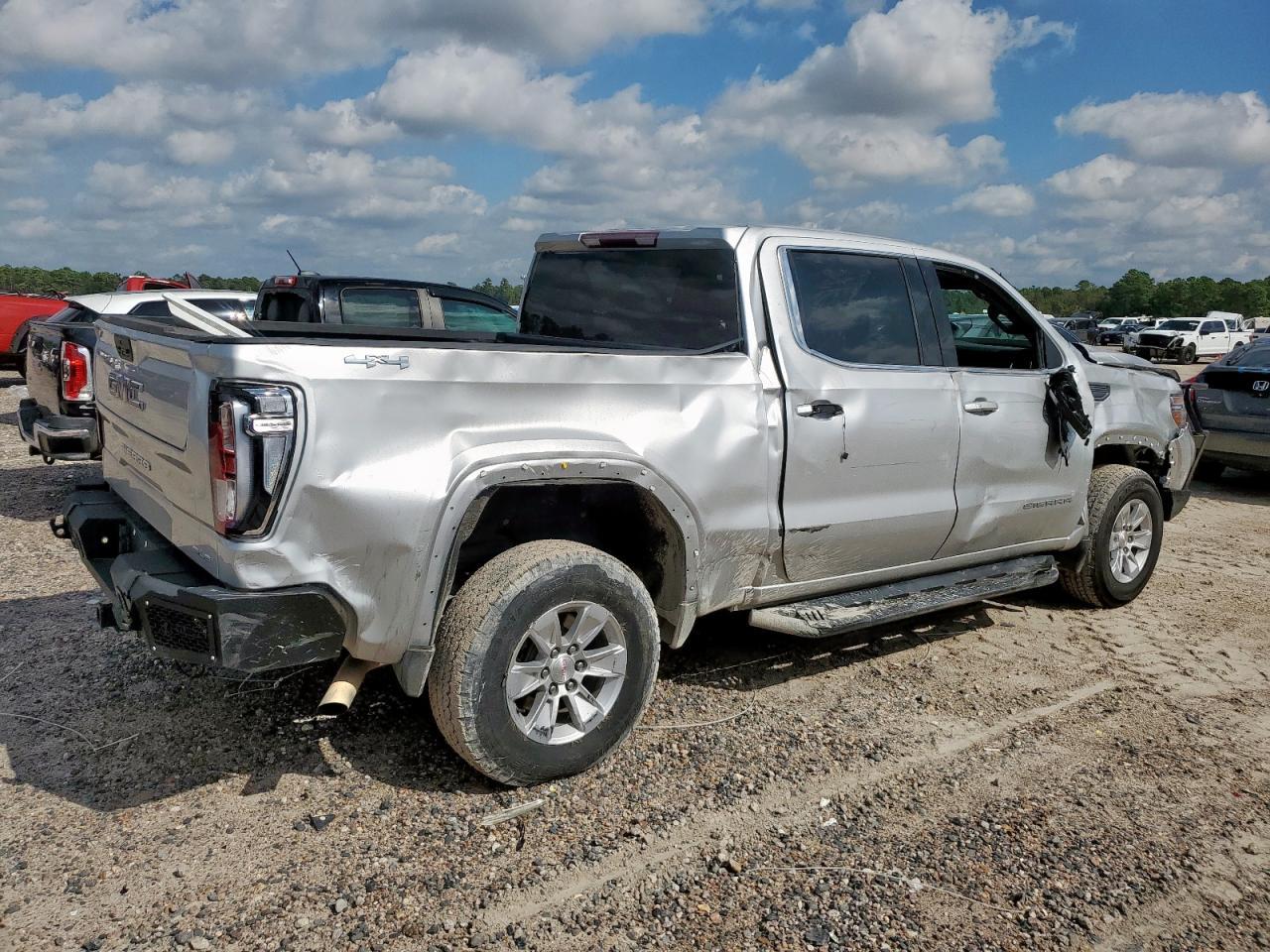 2022 GMC Sierra
