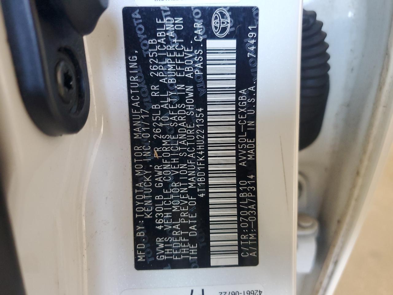 2017 TOYOTA CAMRY