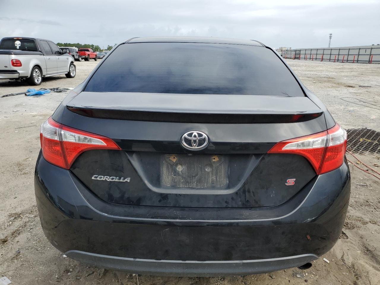 2016 TOYOTA COROLLA
