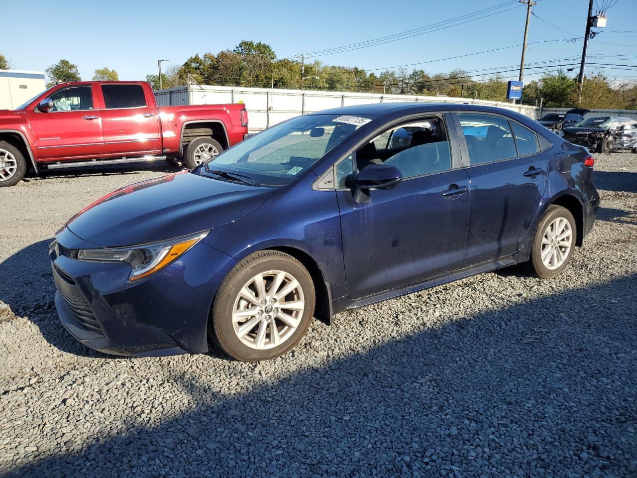 2025 TOYOTA COROLLA