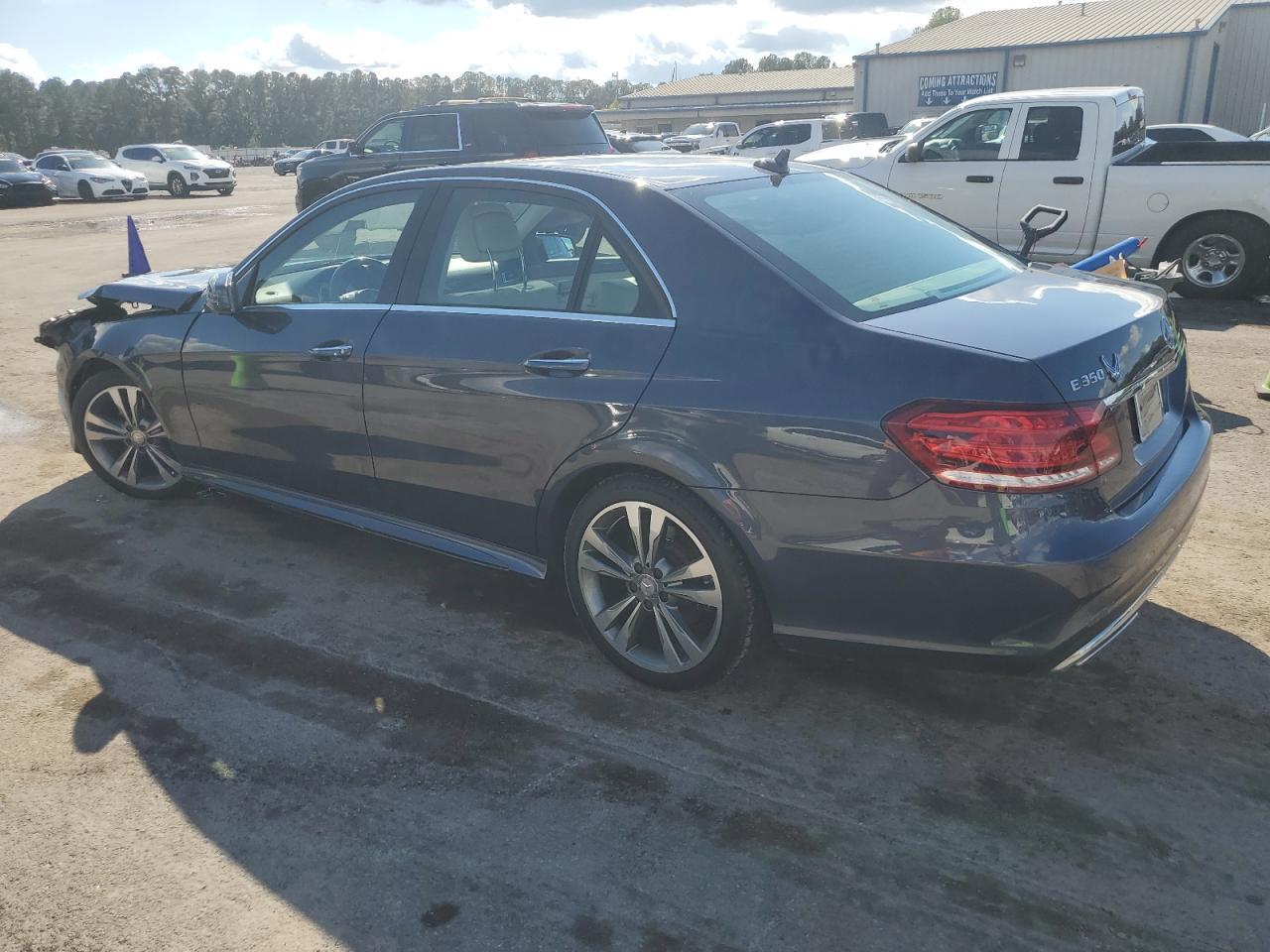 2016 MERCEDES-BENZ E-Class