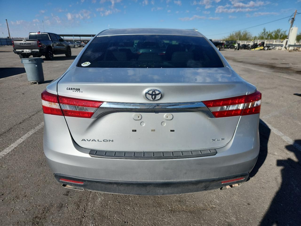 2013 TOYOTA Avalon