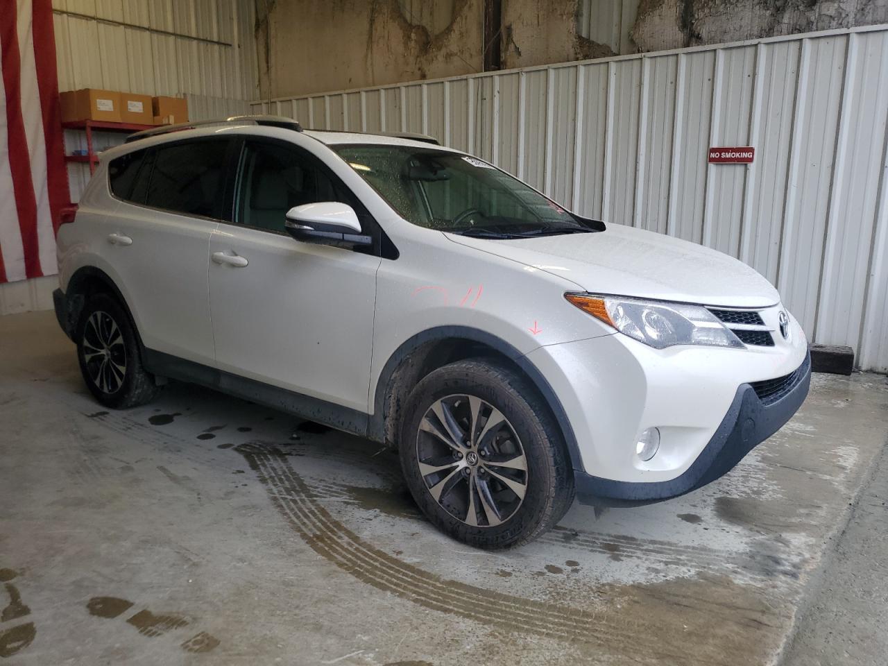 2015 TOYOTA RAV4