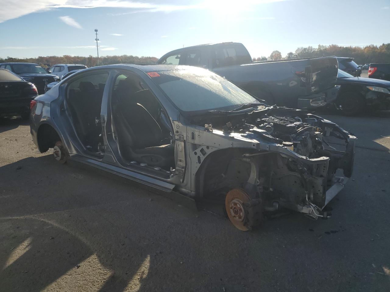 2015 INFINITI Q50
