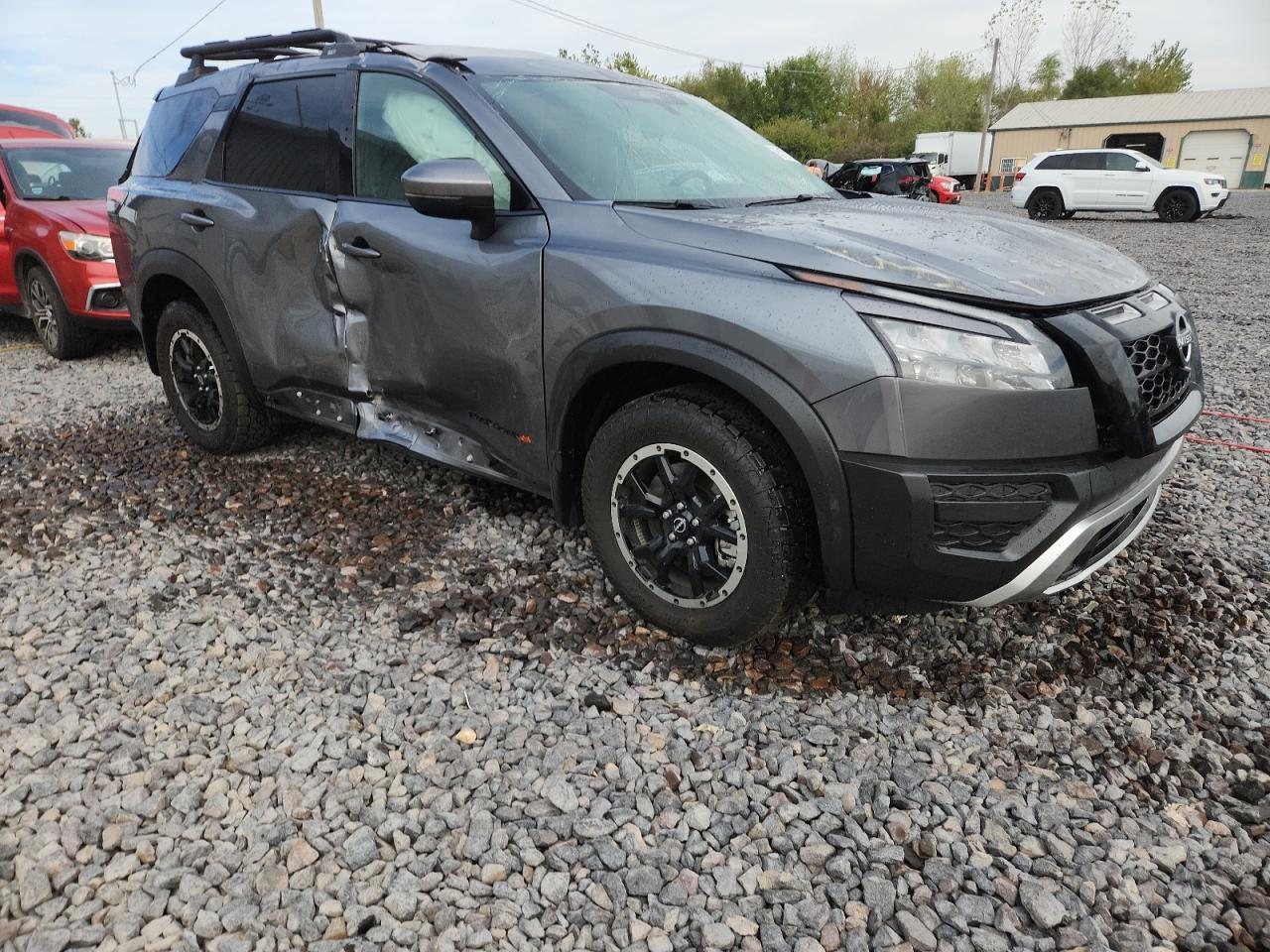 2025 NISSAN PATHFINDER