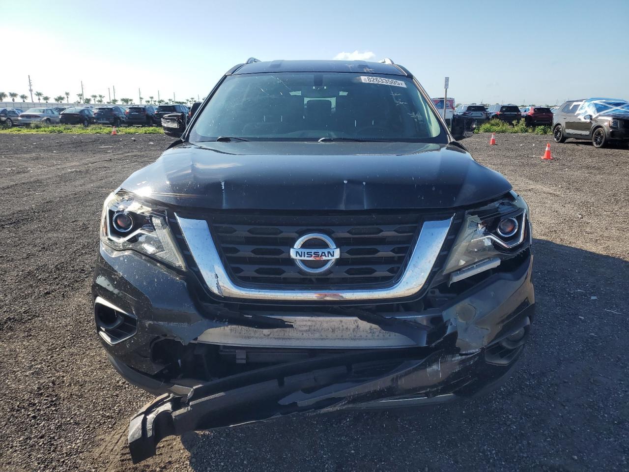 2017 NISSAN PATHFINDER