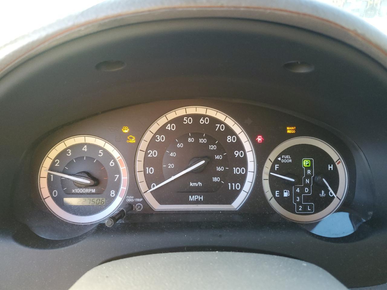 2005 TOYOTA SIENNA