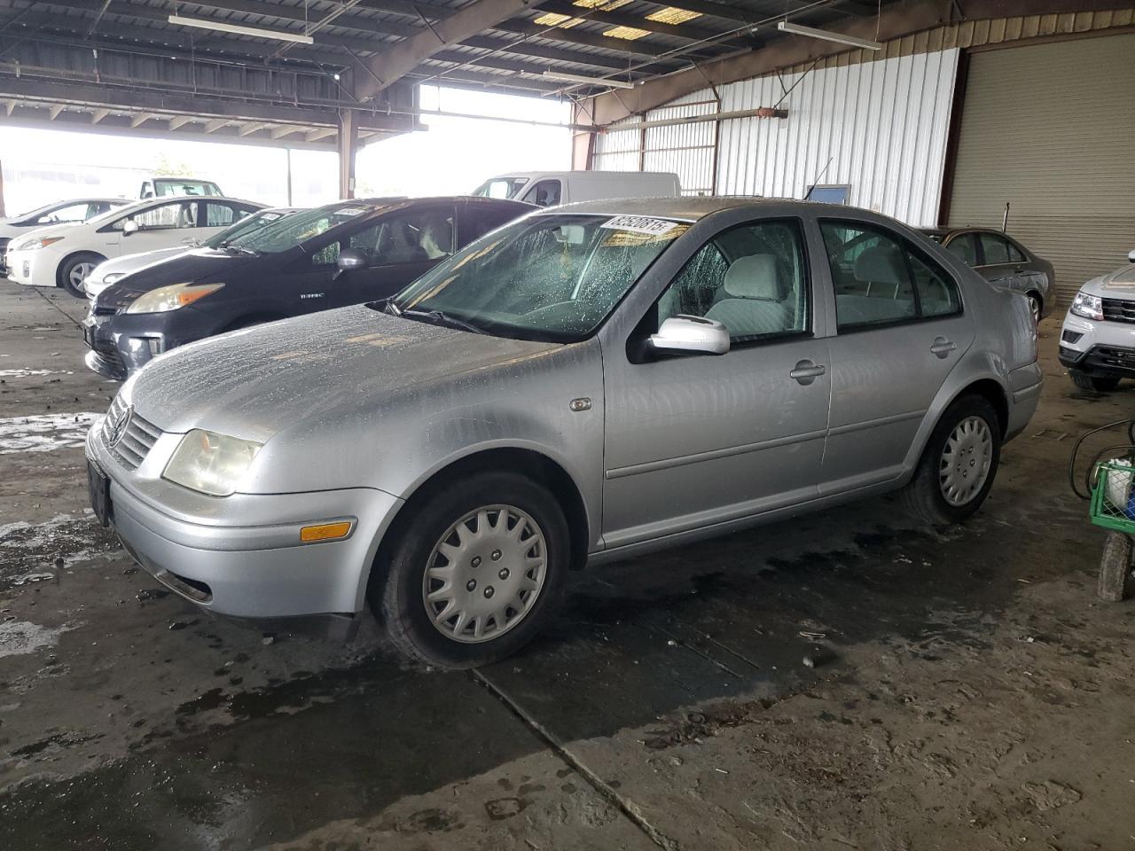 2002 VOLKSWAGEN JETTA