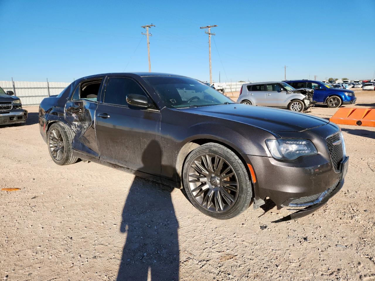2019 CHRYSLER 300