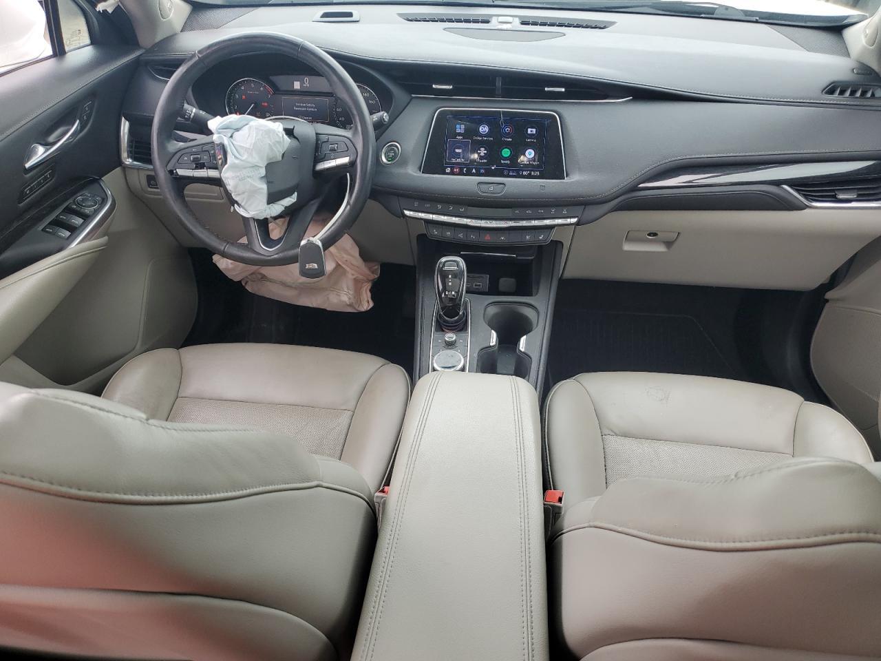 2020 CADILLAC XT4