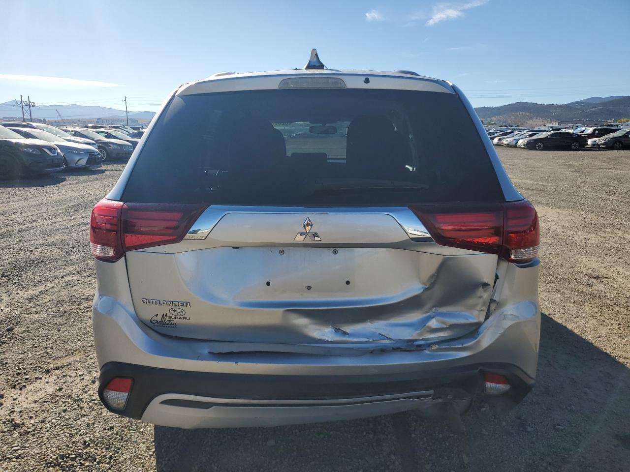 2020 MITSUBISHI outlander