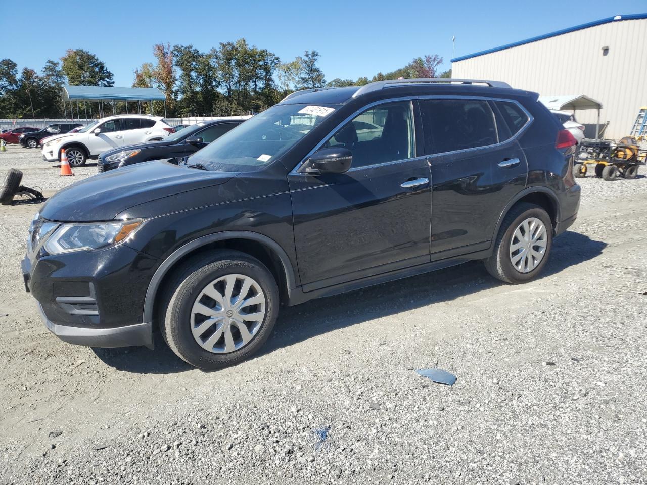 2017 NISSAN ROGUE