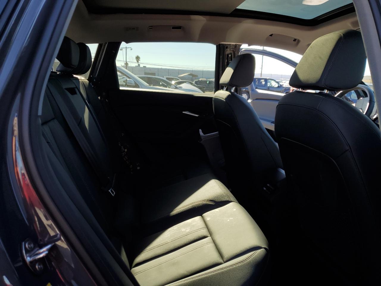 2025 AUDI Q6 e-tron