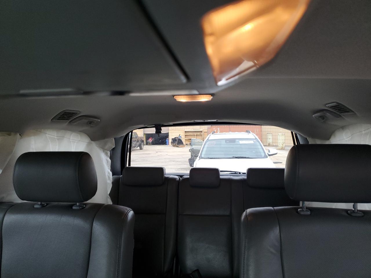 2011 TOYOTA Sequoia