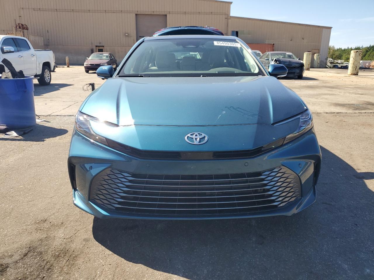 2025 TOYOTA CAMRY