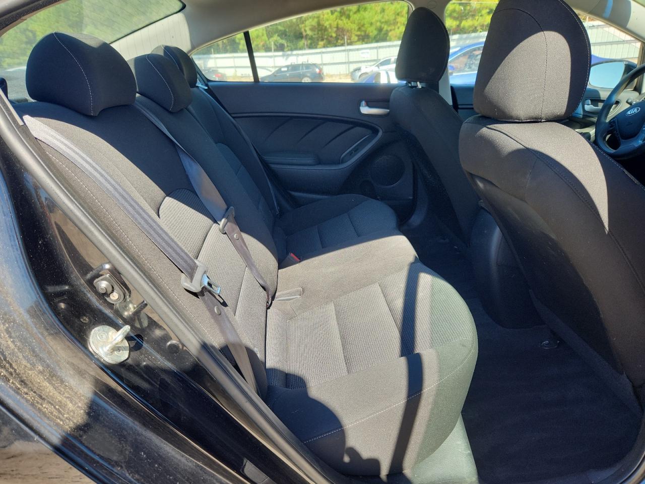 2017 KIA FORTE