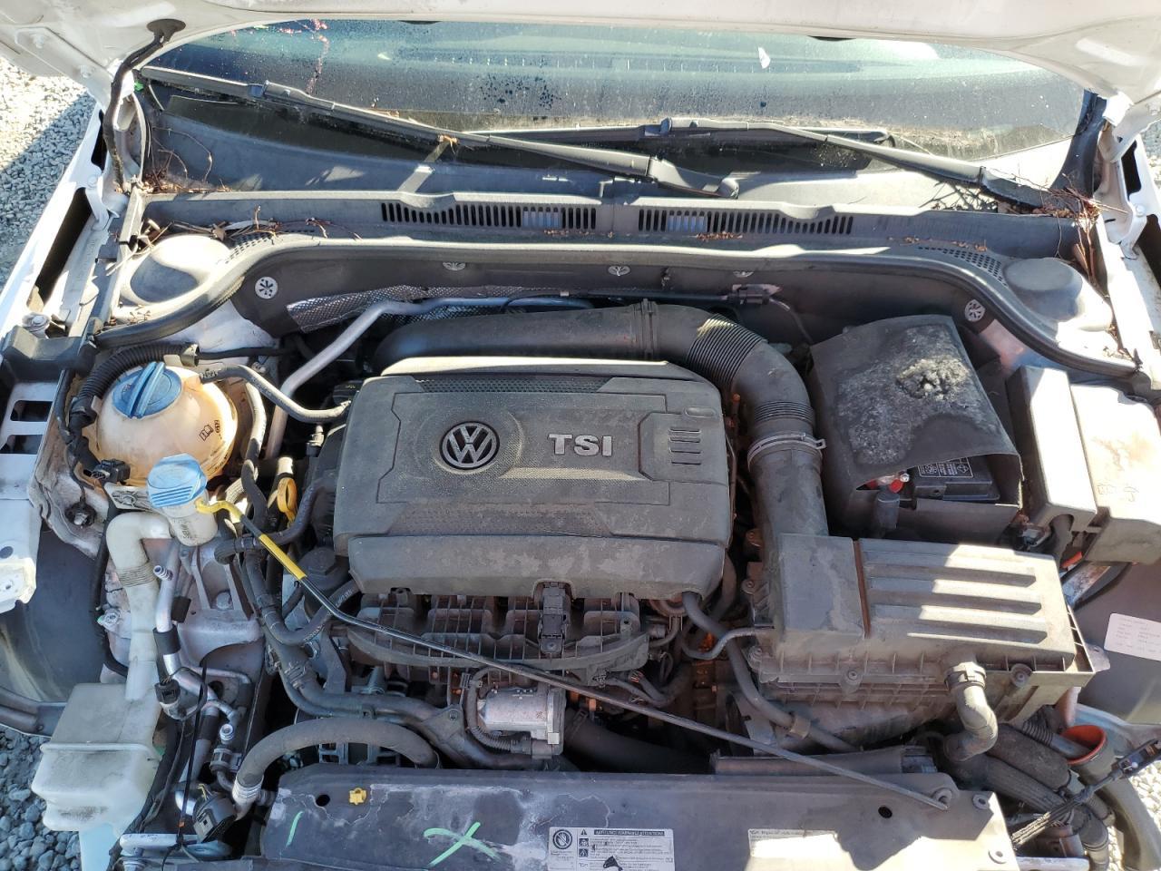 2015 VOLKSWAGEN JETTA